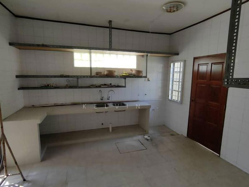 Bungalow House untuk Dijual di Bandar Bukit Beruntung (Bukit Beruntung) - Kelvin . - Kitchen - PropertyGuru.com.my