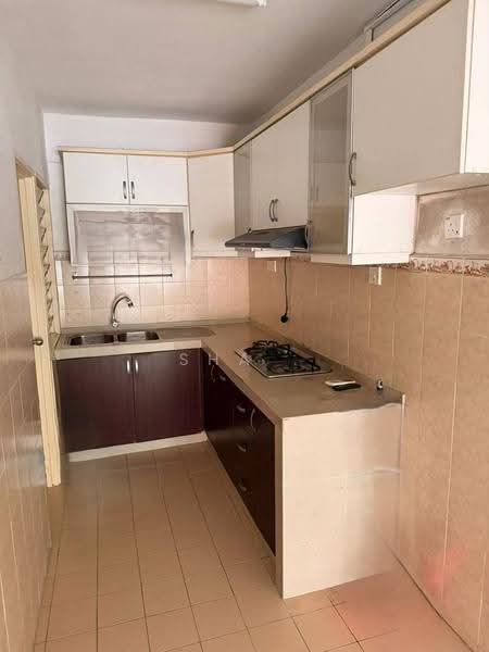 Pangsapuri untuk Disewa di Apartment Selasih - Sha . - Kitchen - PropertyGuru.com.my