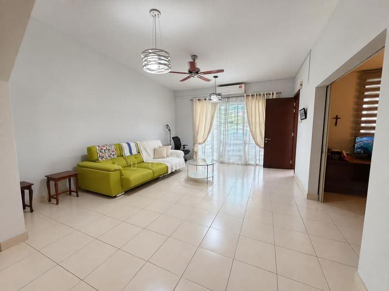 2-storey Terraced House for Sale in Bandar Seri Coalfields (Sungai Buloh) - Lucas Loh - Living Room - PropertyGuru.com.my