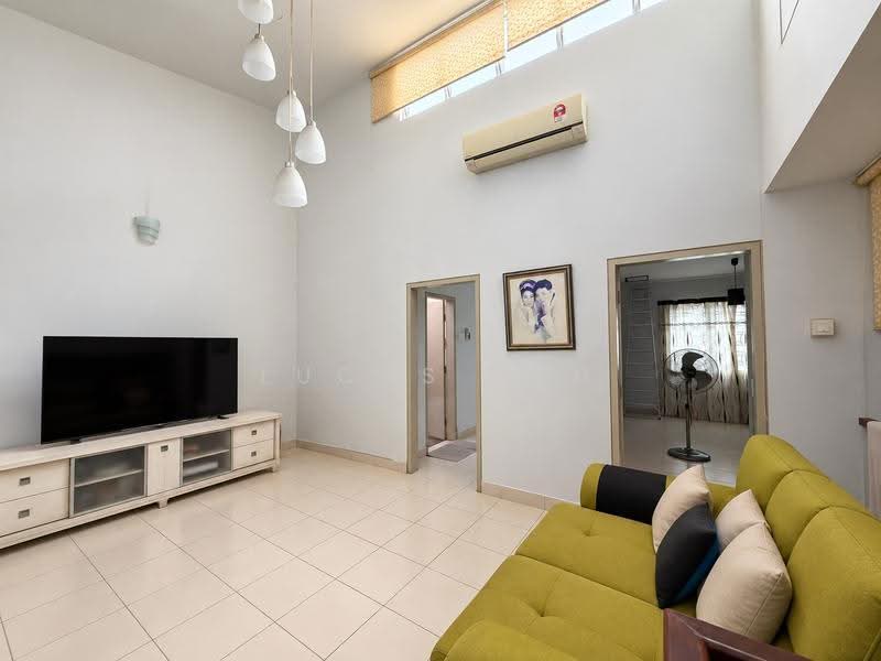 2-storey Terraced House for Sale in Bandar Seri Coalfields (Sungai Buloh) - Lucas Loh - Living Room - PropertyGuru.com.my