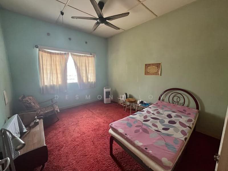 Semi-Detached House for Sale in Pearl Hill (Tanjung Bungah) - Desmond Low - Bedroom - PropertyGuru.com.my