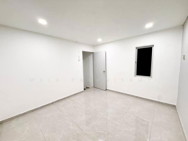 2.5-storey Terraced House for Sale in PJS6 (Petaling Jaya) - Mala Palanisamy - Interior - PropertyGuru.com.my