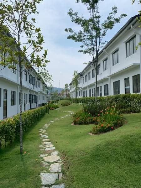 Rumah Teres 2-Tingkat untuk Dijual di Semenyih (Selangor) - Hugo Chong - Exterior - PropertyGuru.com.my