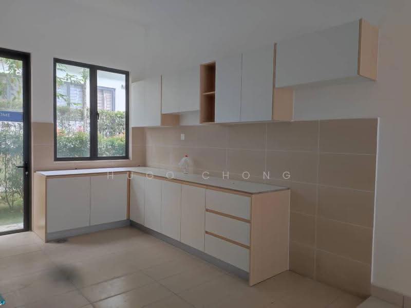 Rumah Teres 2-Tingkat untuk Dijual di Semenyih (Selangor) - Hugo Chong - Kitchen - PropertyGuru.com.my