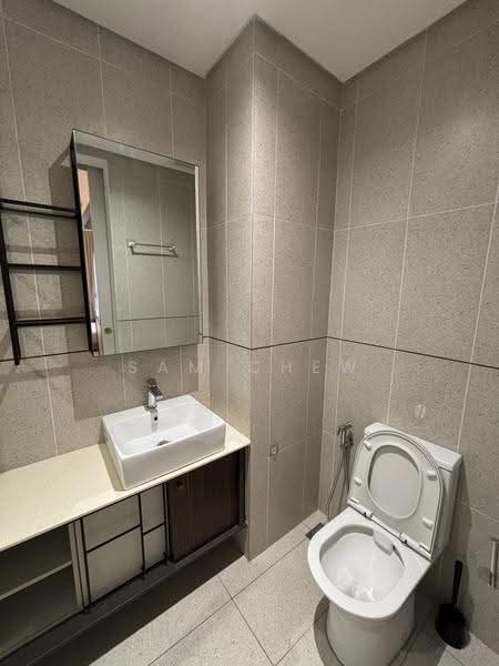 Service Residence for Rent at Millerz Square Serviced Residence - Sam Chew - Bathroom - PropertyGuru.com.my