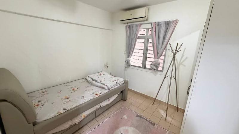Condominium for Sale at Perdana Exclusive - Azli Ibrahim - Bedroom - PropertyGuru.com.my