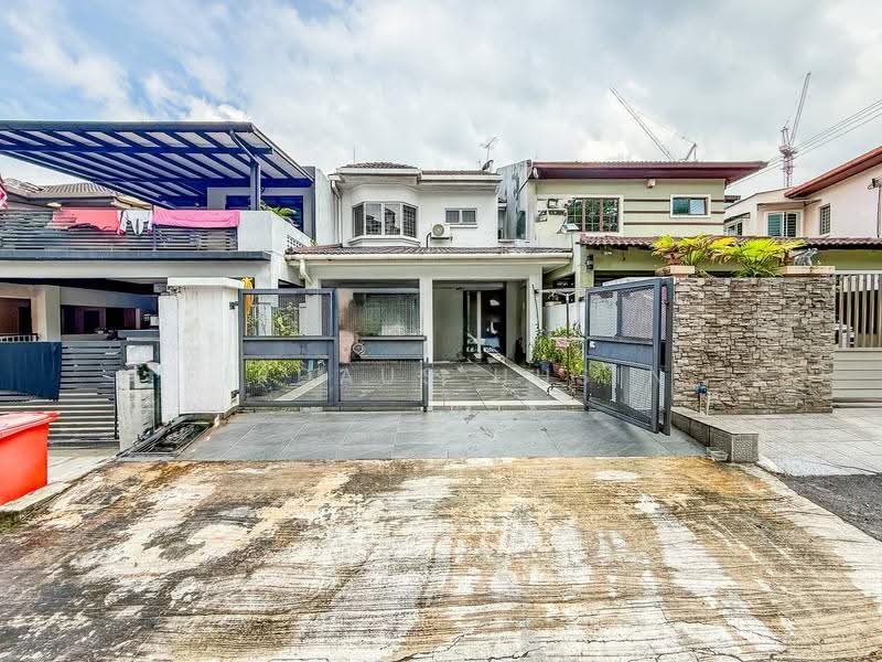 2-storey Terraced House for Sale in Bandar Sri Damansara (Selangor) - Firdaus Husin - Exterior - PropertyGuru.com.my