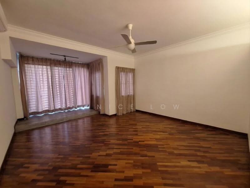 2-storey Terraced House for Rent in Bandar Puteri Puchong (Puchong) - Shanice Low - Living Room - PropertyGuru.com.my