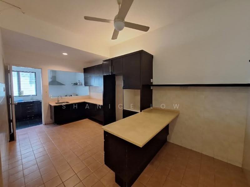 2-storey Terraced House for Rent in Bandar Puteri Puchong (Puchong) - Shanice Low - Kitchen - PropertyGuru.com.my