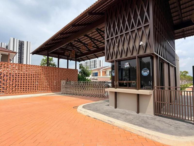 Rumah Teres 2-Tingkat untuk Dijual di Cybersouth (Dengkil) - Adzura Zamedin - Exterior - PropertyGuru.com.my
