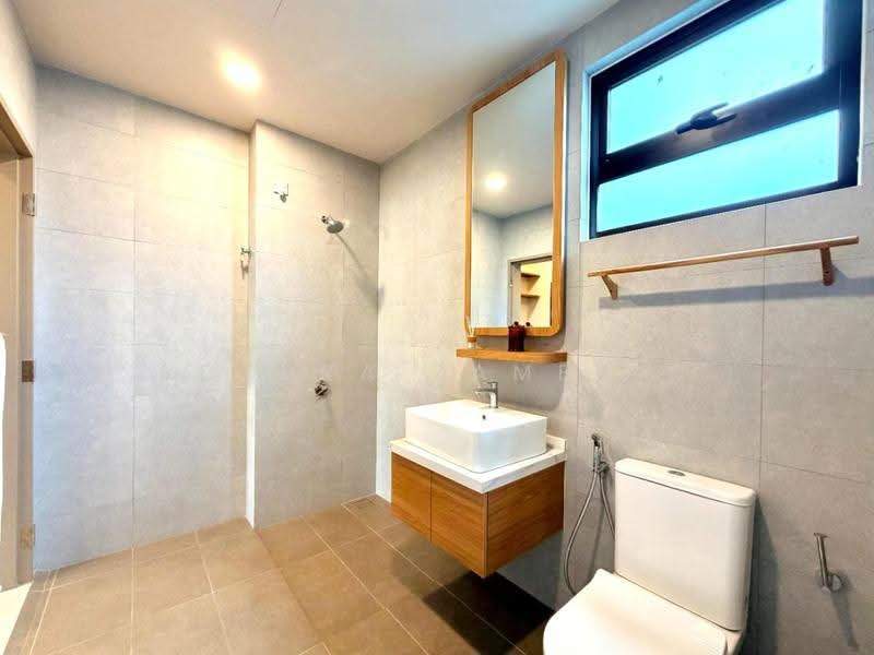 Rumah Teres 2-Tingkat untuk Dijual di Cybersouth (Dengkil) - Adzura Zamedin - Bathroom - PropertyGuru.com.my