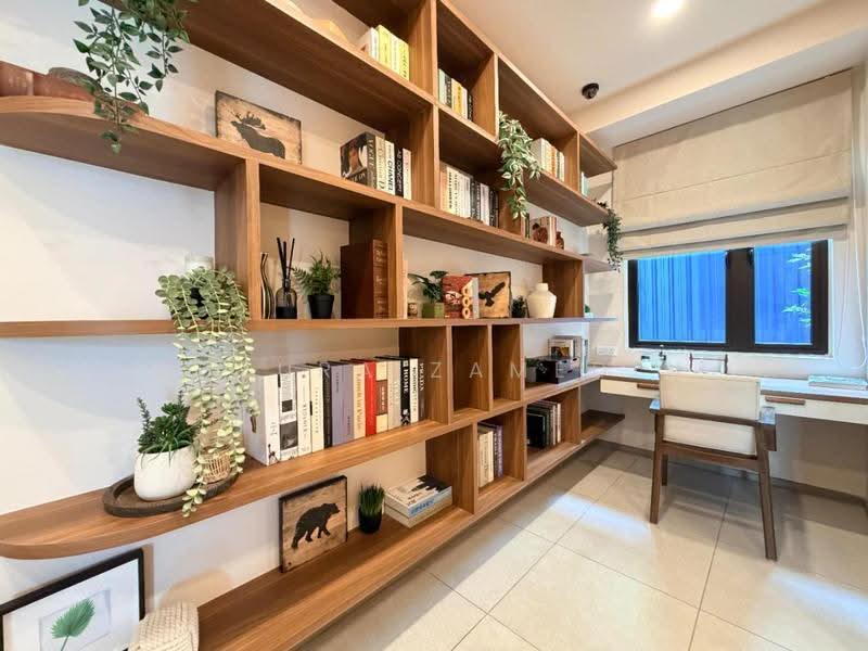 Rumah Teres 2-Tingkat untuk Dijual di Cybersouth (Dengkil) - Adzura Zamedin - Study - PropertyGuru.com.my