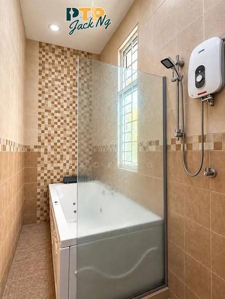 Rumah Teres 2-Tingkat untuk Disewa di Taman Segar Indah (Butterworth) - Jack Ng - Bathroom - PropertyGuru.com.my