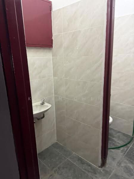 Factory for Rent in Cheras (Selangor) - Kevin Chen - Bathroom - PropertyGuru.com.my