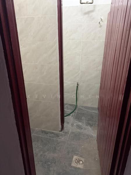 Factory for Rent in Cheras (Selangor) - Kevin Chen - Bathroom - PropertyGuru.com.my