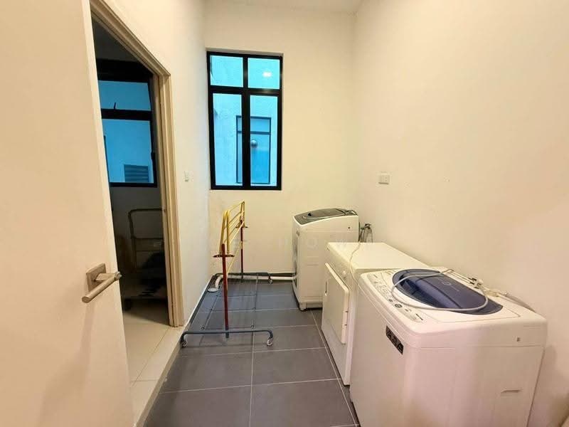 Service Residence for Sale at Sky Loft Premium Suites - Wee Howe - Interior - PropertyGuru.com.my