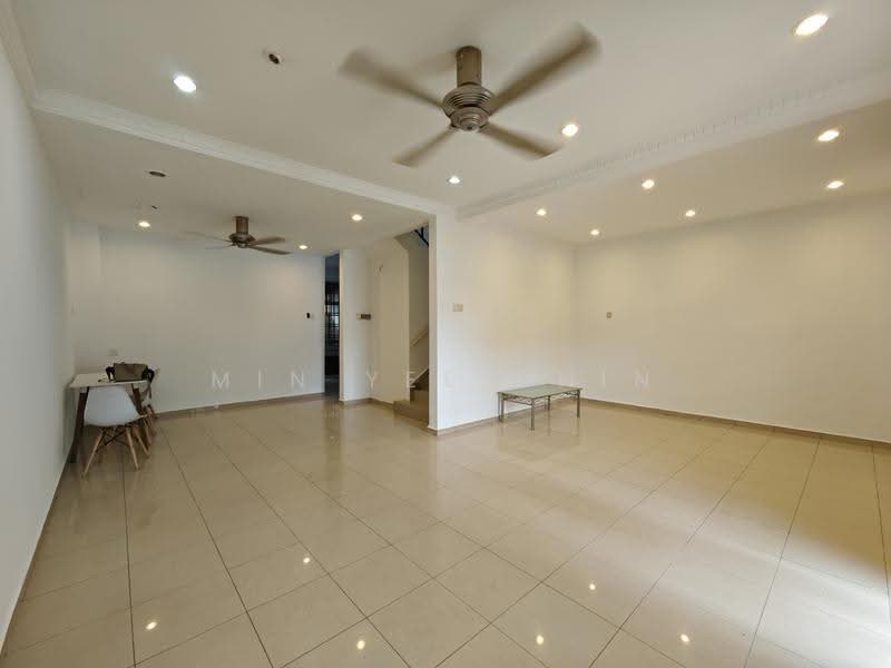 Rumah Teres 2-Tingkat untuk Dijual di Taman Bertam Perdana (Bertam) - Min Yee Chin - Living Room - PropertyGuru.com.my
