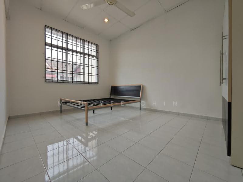 Rumah Teres 2-Tingkat untuk Dijual di Taman Bertam Perdana (Bertam) - Min Yee Chin - Bedroom - PropertyGuru.com.my