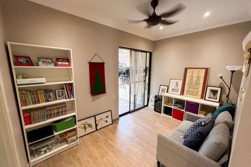 3-storey Terraced House for Sale in Desa Parkcity (Kuala Lumpur) - Linus Chan - Study - PropertyGuru.com.my