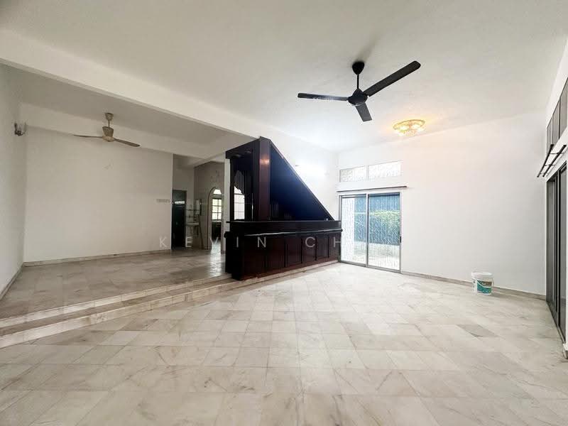Rumah Berkembar untuk Disewa di Teluk Intan (Perak) - Kevin Chai - Living Room - PropertyGuru.com.my