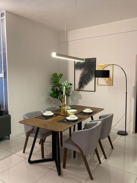 Service Residence for Rent at The Glenz @ Glenmarie - Josephine Chou - Dining Room - PropertyGuru.com.my