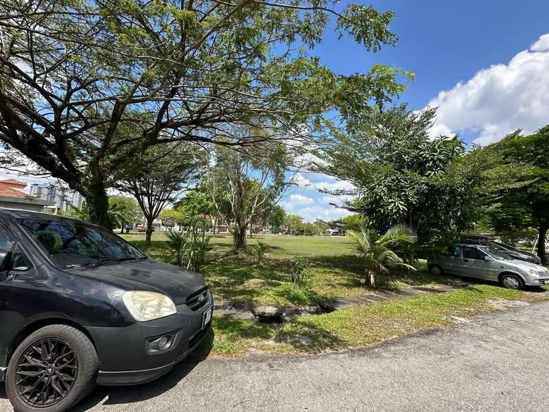 2-storey Terraced House for Sale in Taman Putra Perdana (Puchong) - Azli Ibrahim - Exterior - PropertyGuru.com.my