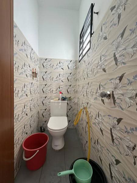 2-storey Terraced House for Sale in Taman Putra Perdana (Puchong) - Azli Ibrahim - Bathroom - PropertyGuru.com.my