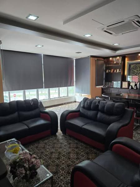 Shop for Sale in Tampoi (Johor) - Victor Tai - Living Room - PropertyGuru.com.my