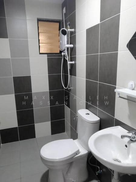 Service Residence for Rent at Residensi Mutiara Kajang 2 - Maxx Salleh Hassan Chew - Bathroom - PropertyGuru.com.my