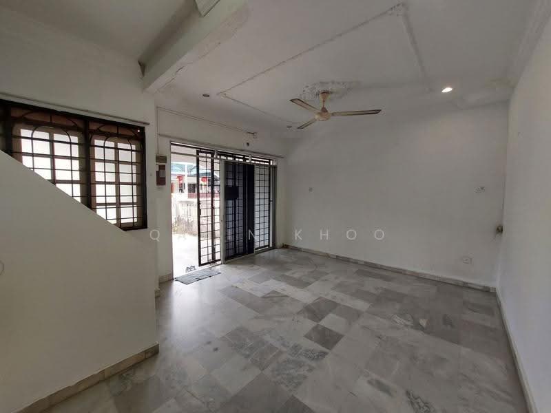Rumah Teres 2-Tingkat untuk Disewa di Bercham (Ipoh) - Qazin Khoo - Living Room - PropertyGuru.com.my