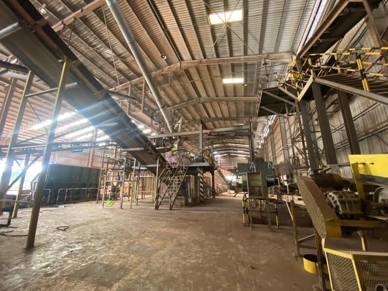 Kilang untuk Dijual di Kampung Mengkibol (Kluang) - Lau Ee Xuan - Interior - PropertyGuru.com.my