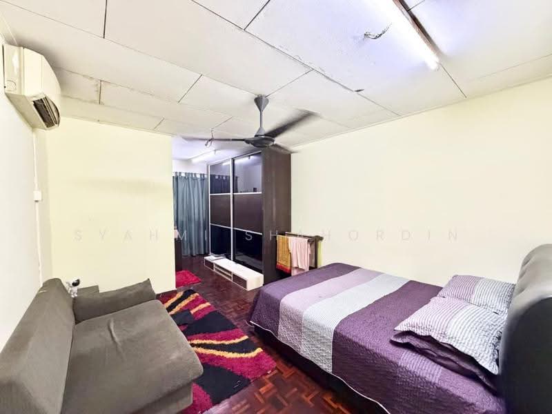 2-storey Terraced House for Sale in Kelana Jaya (Petaling Jaya) - Syahmi Shahordin - Bedroom - PropertyGuru.com.my