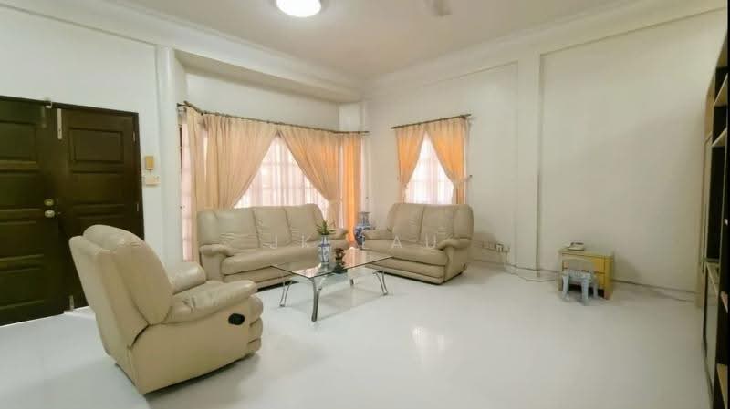 Semi-Detached House for Sale in Bandar Sunway (Sunway) - JK Lau - Living Room - PropertyGuru.com.my