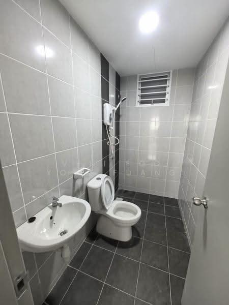 Pangsapuri untuk Disewa di Idaman Cahaya 2 - Veni Foo Yoke Fuang - Bathroom - PropertyGuru.com.my