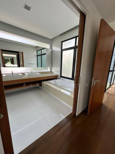 Bungalow House untuk Disewa di Seputeh (Kuala Lumpur) - Alston Boo - Bathroom - PropertyGuru.com.my
