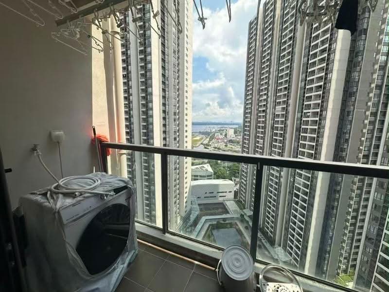 Kondominium untuk Dijual di R&F Princess Cove Phase 2-Seine Region - Jack Chai - Balcony - PropertyGuru.com.my
