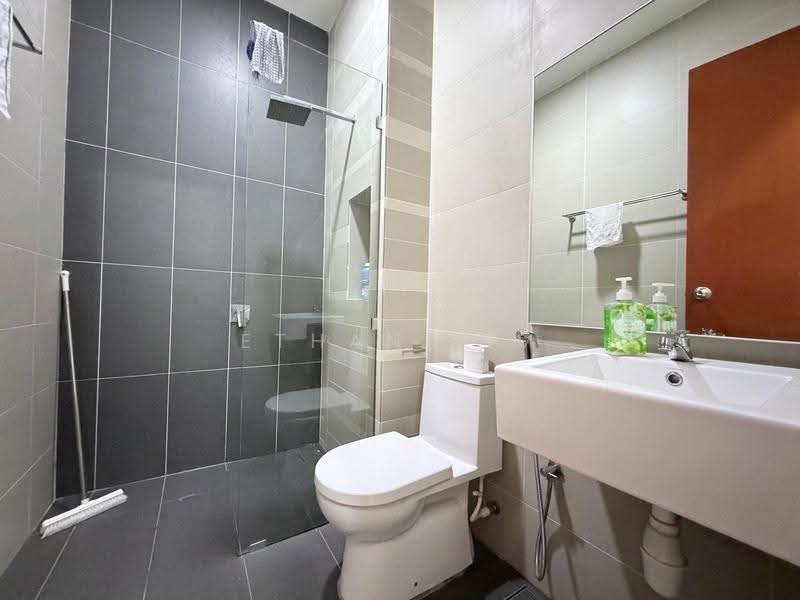 Terraced House for Sale in Johor Bahru (Johor) - Ethan Lim - Bathroom - PropertyGuru.com.my