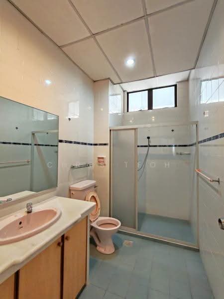 Condominium for Sale at Greenlane Heights Block G - Chris Teoh - Bathroom - PropertyGuru.com.my