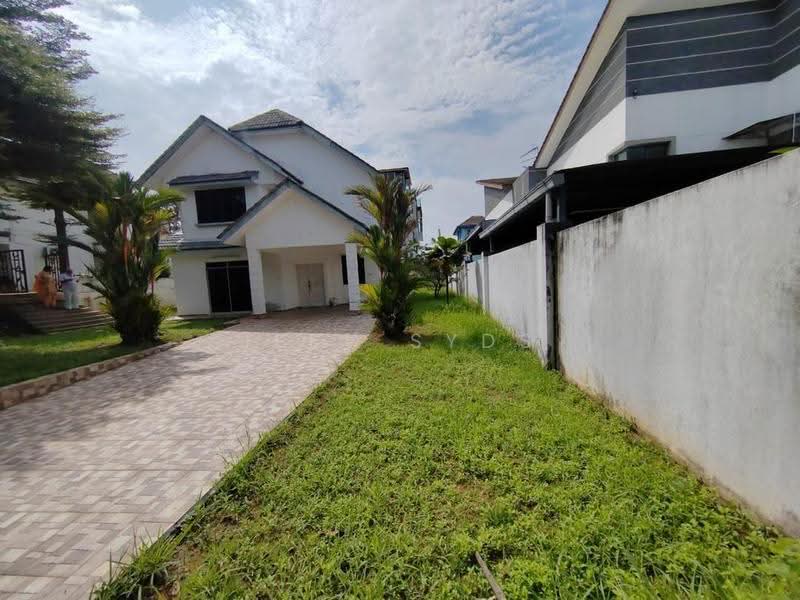 Bungalow House untuk Disewa di Bandar Country Homes (Rawang) - Jeev Syds - Exterior - PropertyGuru.com.my
