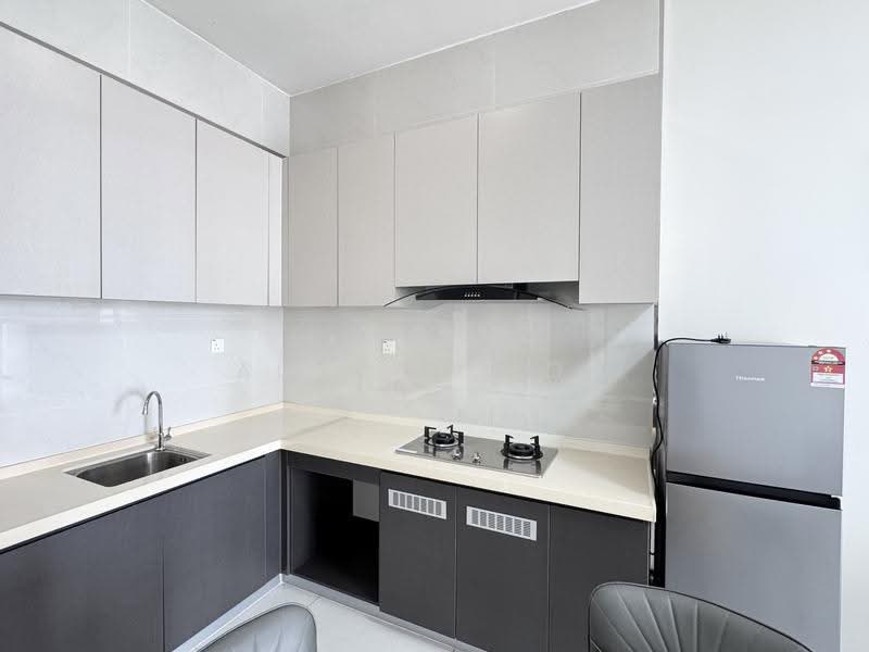 Kondominium untuk Disewa di Bay Point @ Country Garden Danga Bay - Austin Moh - Kitchen - PropertyGuru.com.my