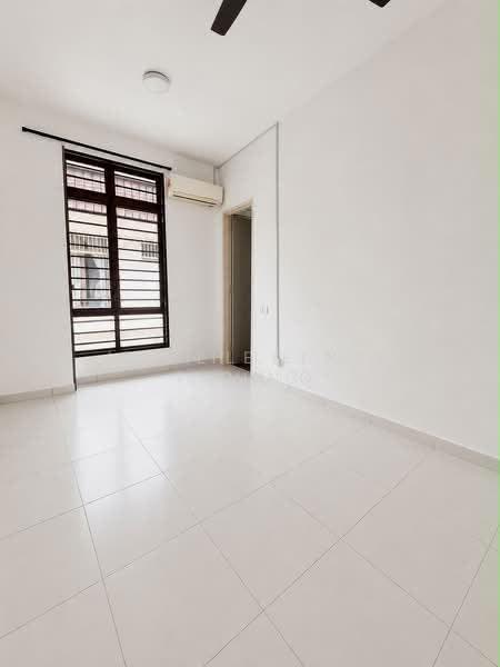 Cluster House for Sale in Setia Tropika (Johor Bahru) - Catherine Thung - Interior - PropertyGuru.com.my