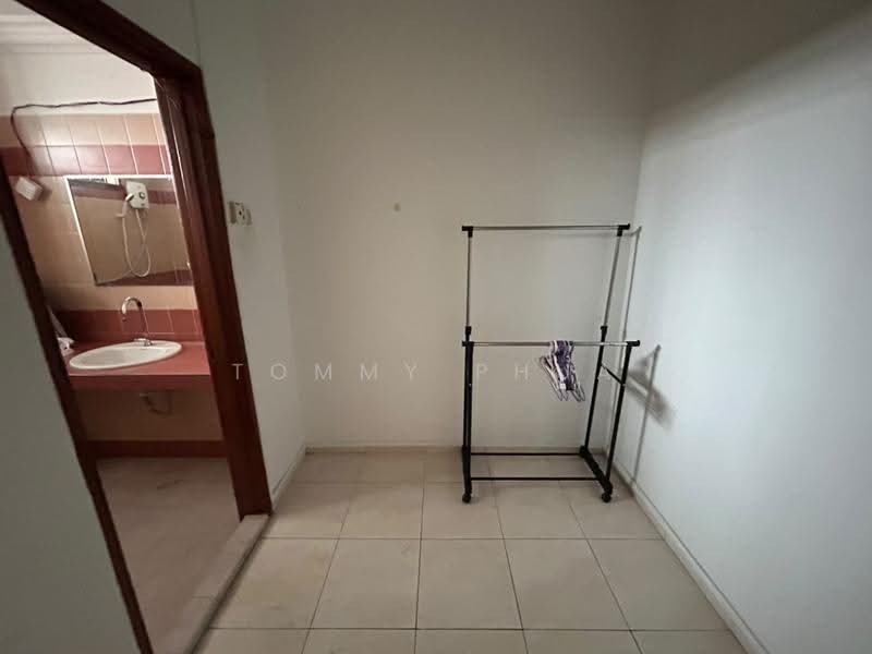 2-storey Terraced House for Rent in Austin (Johor Bahru) - Tommy Phua - Bathroom - PropertyGuru.com.my