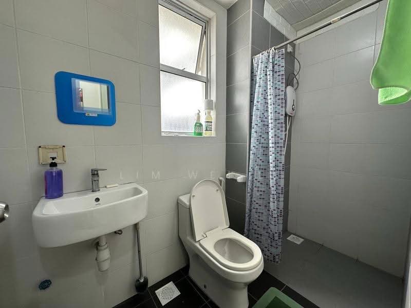 Condominium for Rent at The Aliff Residences (Alif Utama) - Lim Wei Li - Bathroom - PropertyGuru.com.my