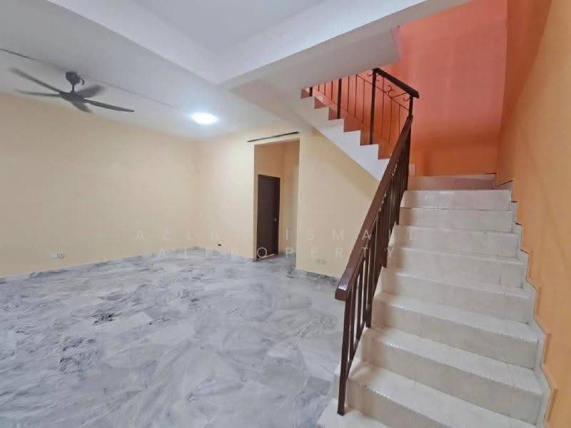 2-storey Terraced House for Sale in Taman Pasir Putih (Pasir Gudang) - Azlan Ismail aiproperty - Interior - PropertyGuru.com.my