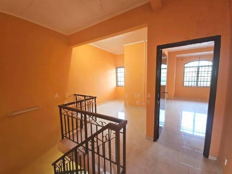 2-storey Terraced House for Sale in Taman Pasir Putih (Pasir Gudang) - Azlan Ismail aiproperty - Interior - PropertyGuru.com.my