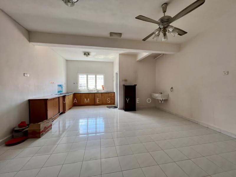 Shop for Sale in Jalan Kubu (Melaka City) - James Yeow - PropertyGuru.com.my
