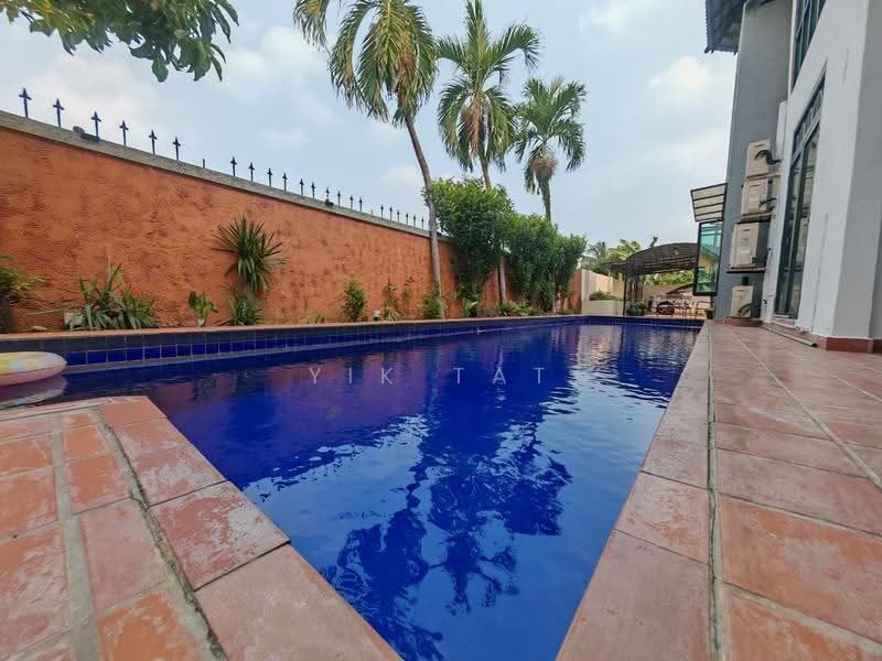 Bungalow House for Sale in Taman Kolam Air (Johor Bahru) - Yik Tat - PropertyGuru.com.my