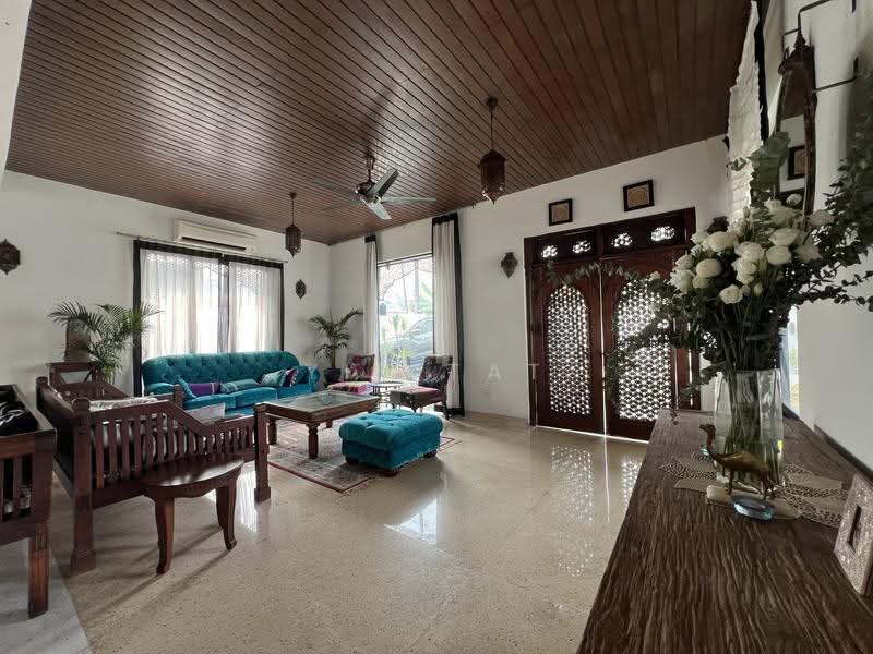 Bungalow House for Sale in Taman Kolam Air (Johor Bahru) - Yik Tat - Living Room - PropertyGuru.com.my