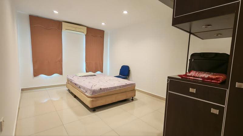 2-storey Terraced House for Sale in Taman Pelangi (Ipoh) - Qazin Khoo - Bedroom - PropertyGuru.com.my
