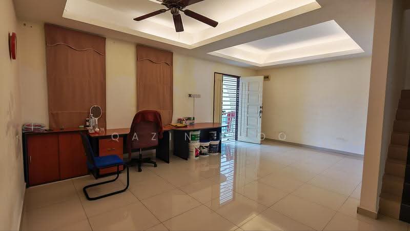 2-storey Terraced House for Sale in Taman Pelangi (Ipoh) - Qazin Khoo - Study - PropertyGuru.com.my